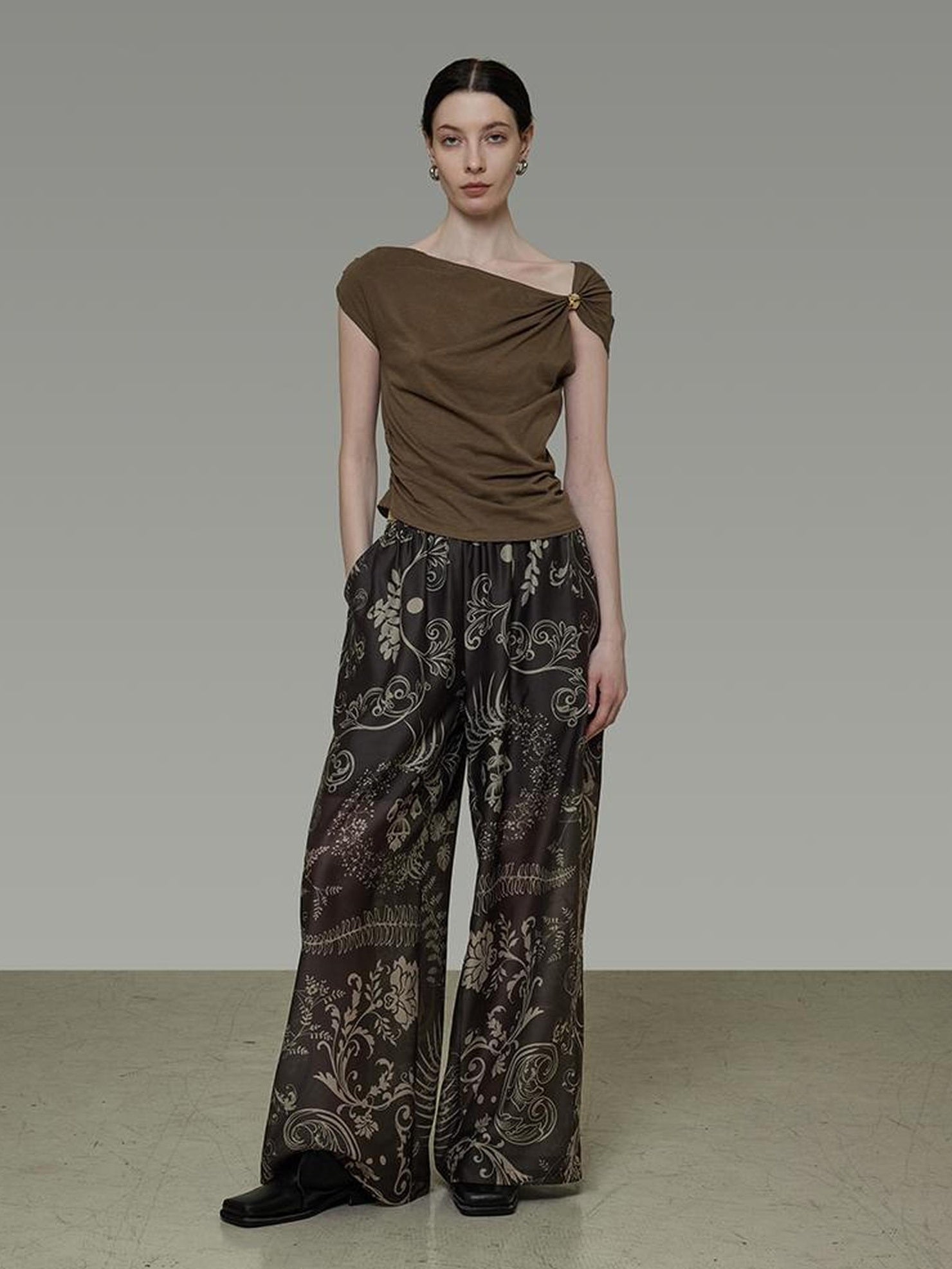 UNSPOKEN 3D Embellished Cotton Blend Slim Asymmetric Neck Short Sleeve Solid Brown Blouse