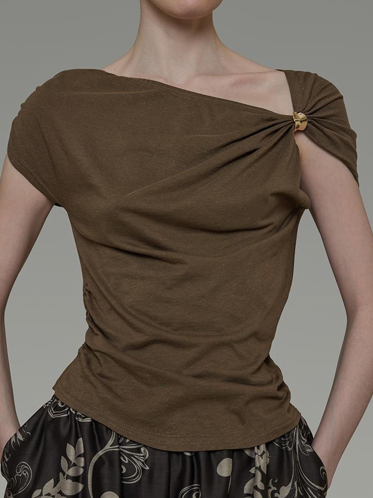 UNSPOKEN 3D Embellished Cotton Blend Slim Asymmetric Neck Short Sleeve Solid Brown Blouse