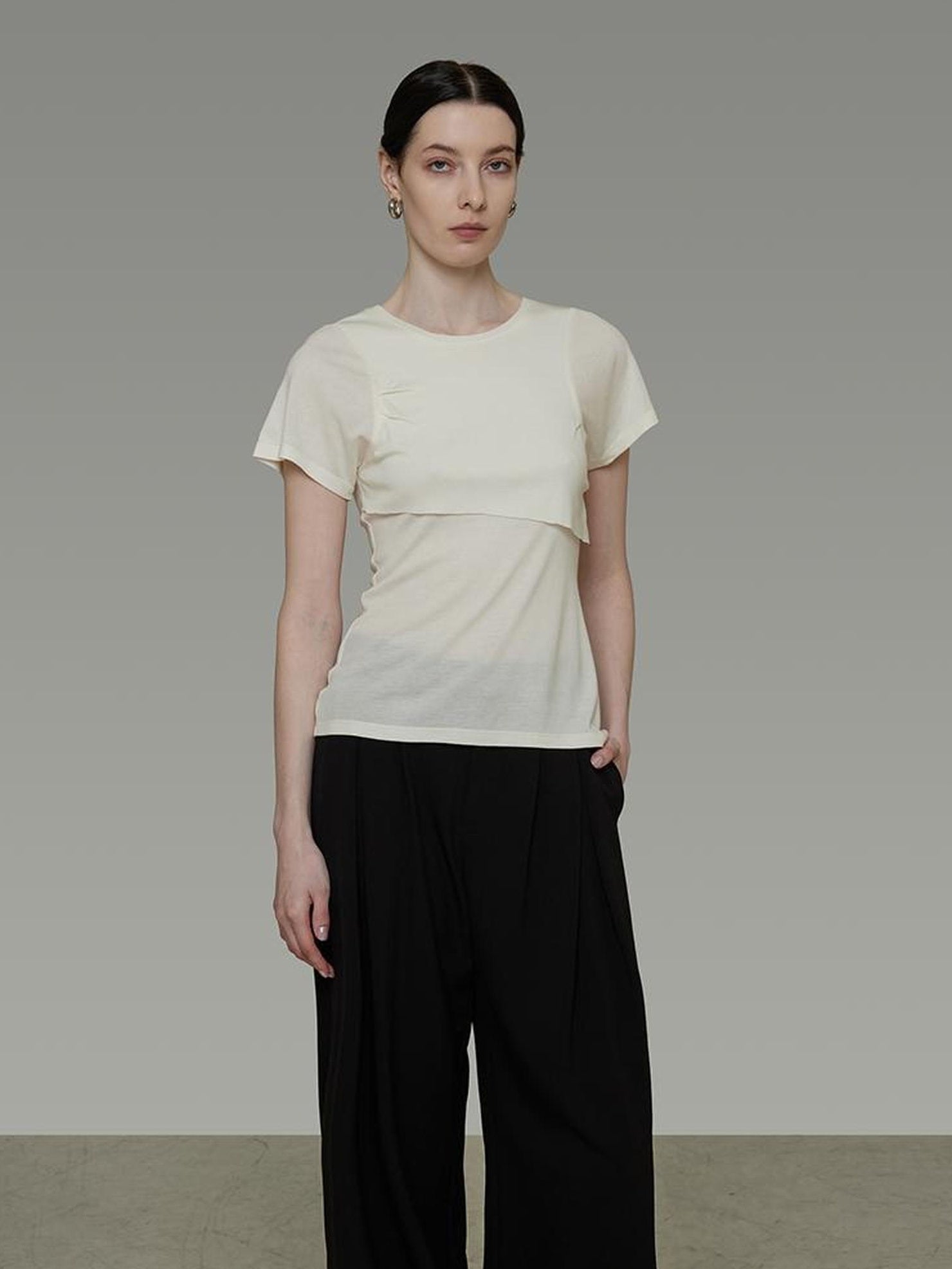 UNSPOKEN Acrylic Blend Slim Fit Round Neck Minimal Commute Style Women White T-Shirt