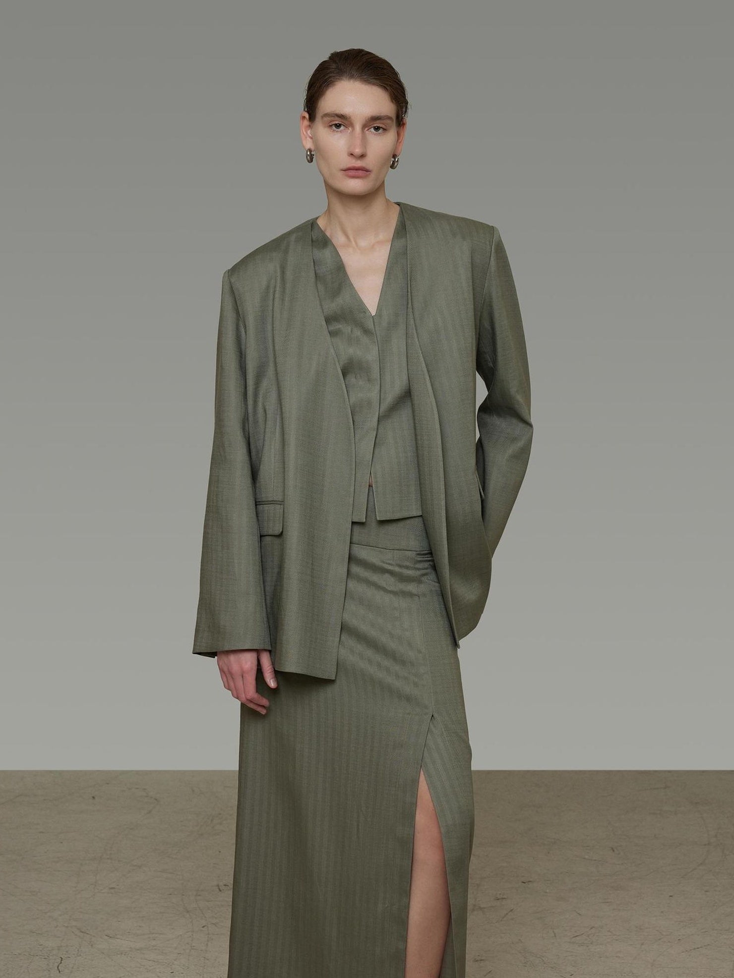 UNSPOKEN Breathable Three Piece Tailored V Neck Office Women Striped Blazer