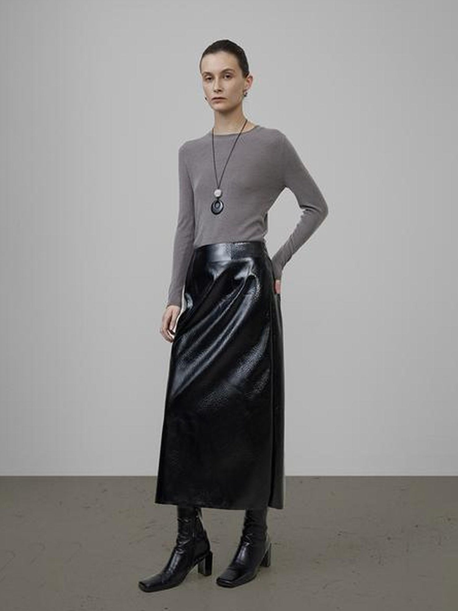 UNSPOKEN High Waist Pu Lined Minimal A Line Straight Office City Commute Black Midi Skirt
