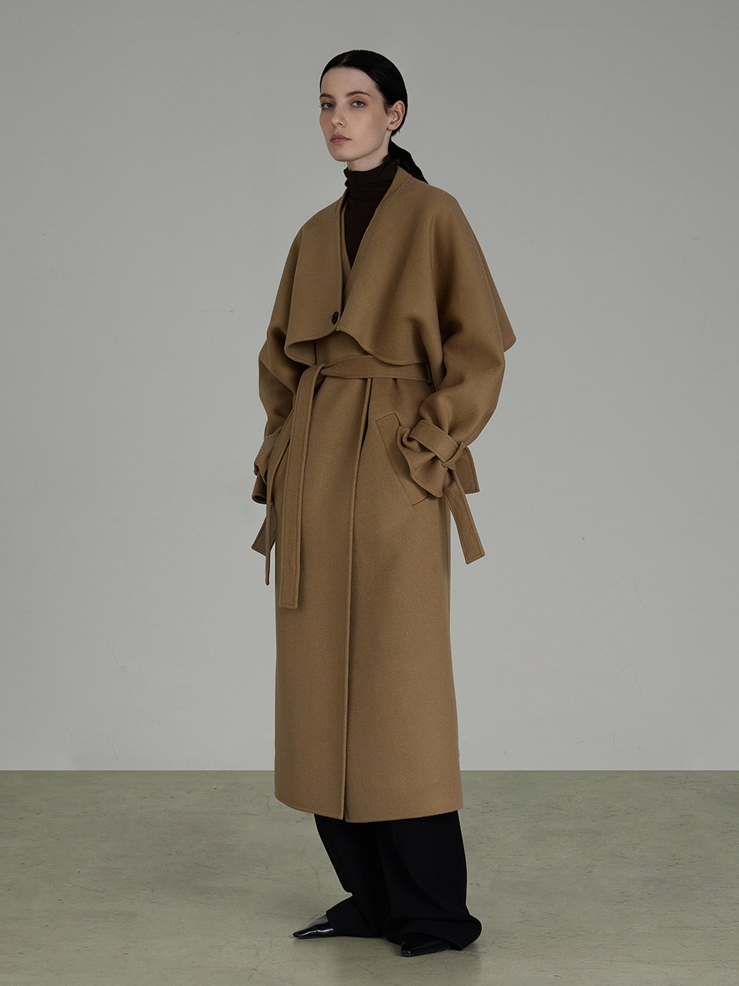 UNSPOKEN Pure Lambswool Minimal Long Straight Silhouette V Neck Office Workwear Coat