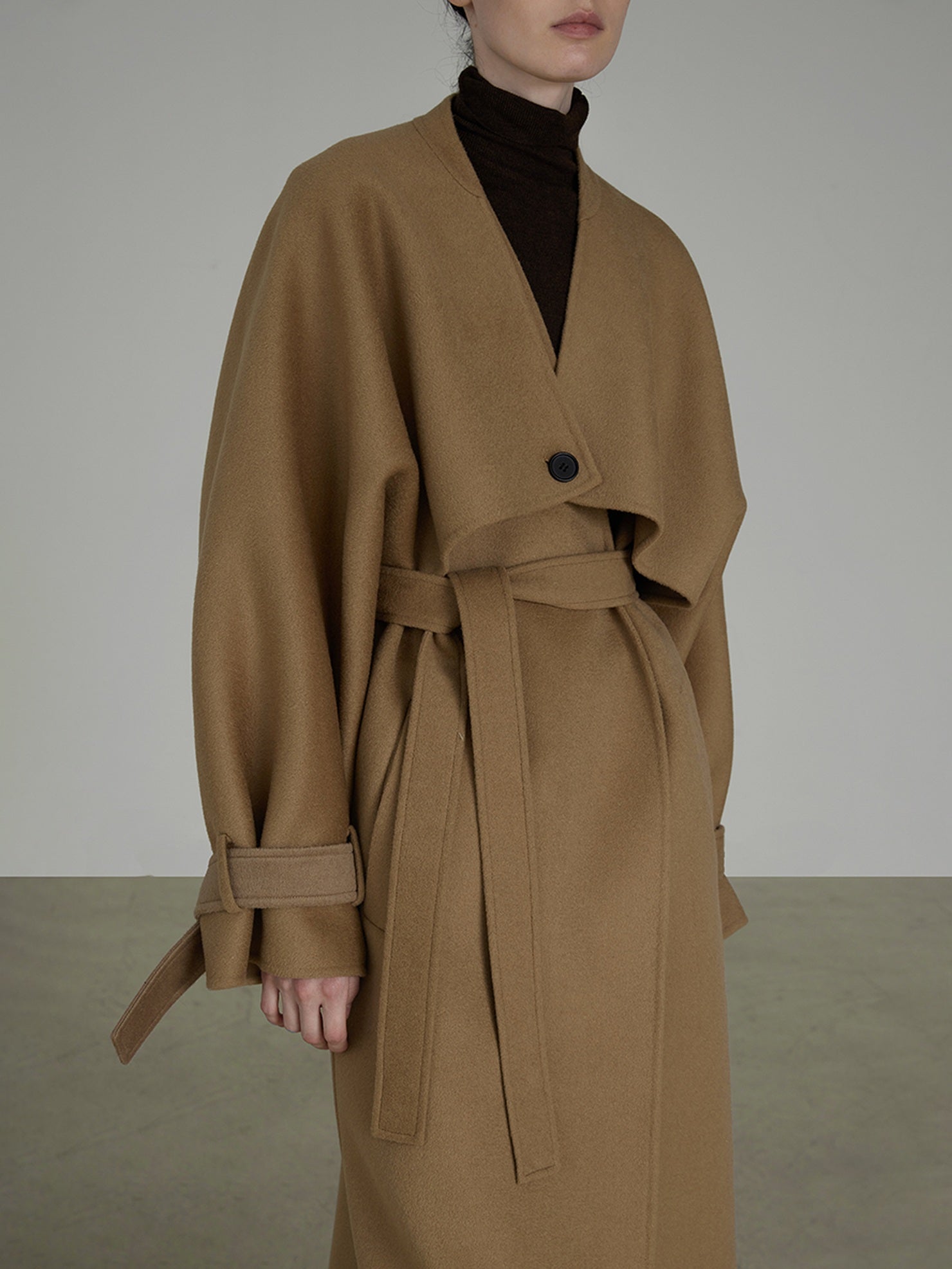 UNSPOKEN Pure Lambswool Minimal Long Straight Silhouette V Neck Office Workwear Coat