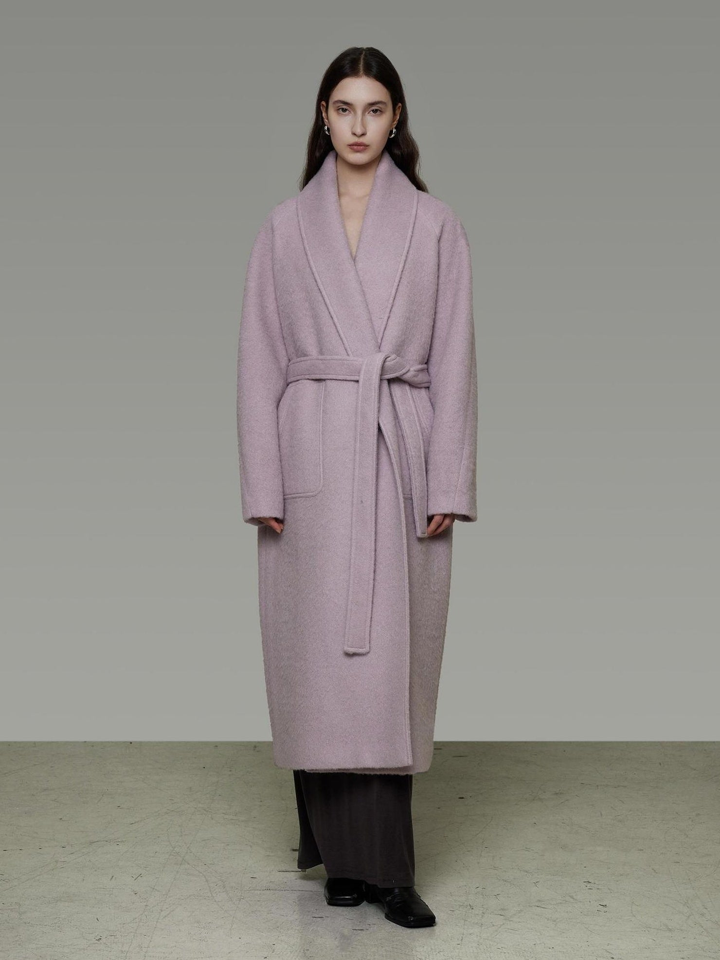 UNSPOKEN Soft Lambswool Blend Loose Fit Minimal Lapel Mid Length Commuter Coat