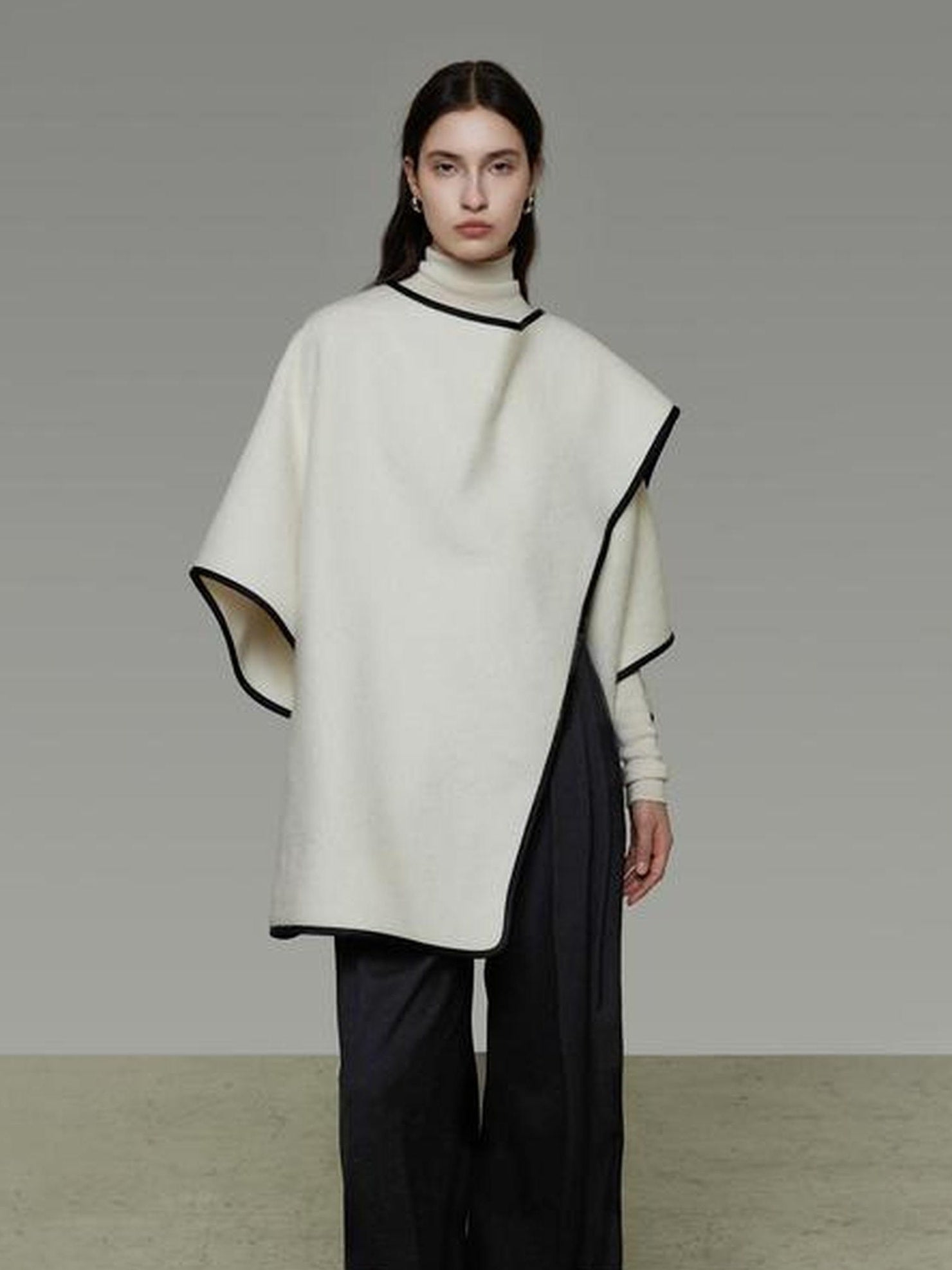 UNSPOKEN Soft Wool Alpaca Blend 3D Tailored Loose Minimal Commuter Knit Poncho