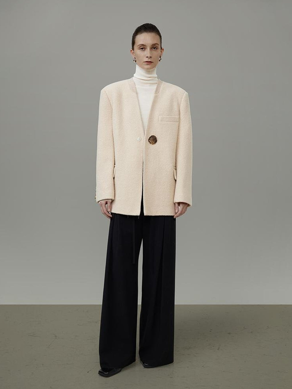 UNSPOKEN Soft Wool Oversized V Neck Single Button Commuter Cream Blazer