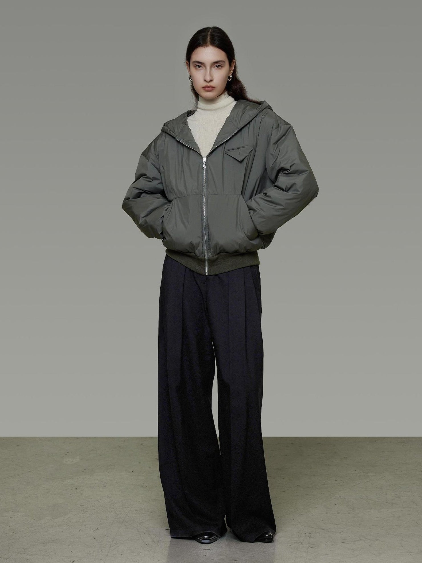 UNSPOKEN Ultra Warm Minimalist Hooded Relaxed Fit Women 90 Down Fill Puffer Down Coat