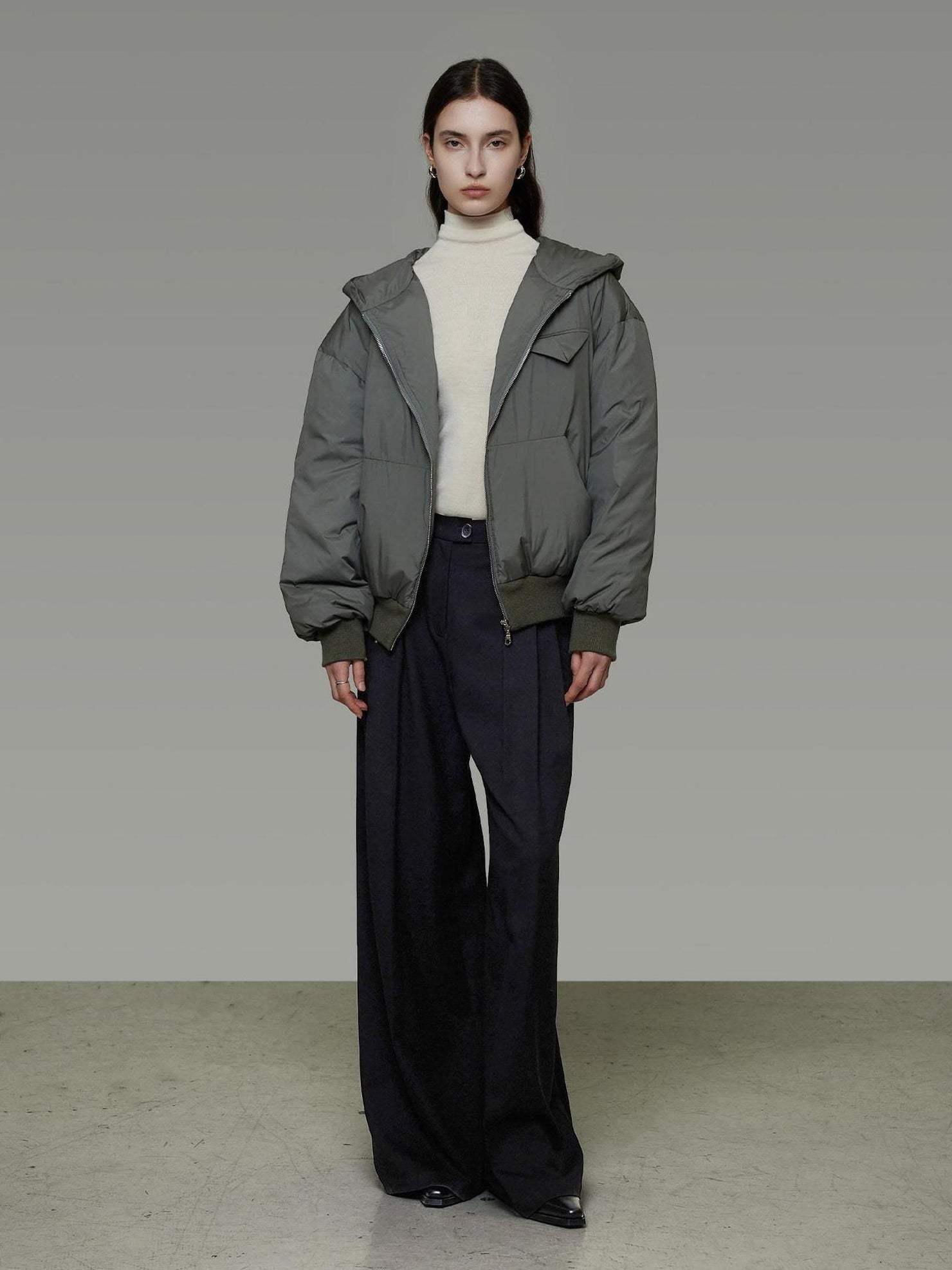 UNSPOKEN Ultra Warm Minimalist Hooded Relaxed Fit Women 90 Down Fill Puffer Down Coat