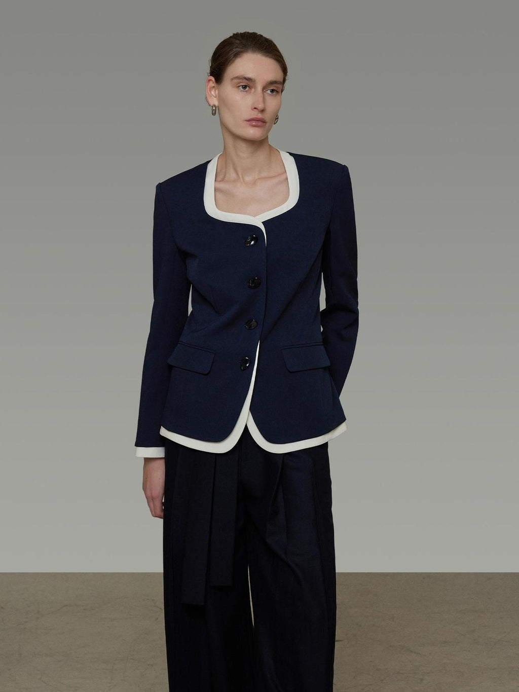 UNSPOKEN Wrinkle Resistant Stretch Commuter Relaxed Button Front Flap Pocket Navy Blouse