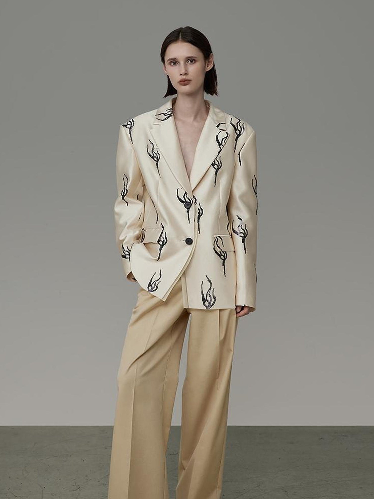 UNSPOKEN Young Professional Chic Loose Fit Single Breasted Notched Lapel Beige Blazer